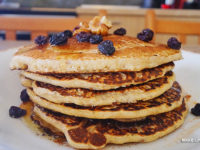 Φτιάχνουμε τις πιο υγιεινές pancakes με βρώμη και λιναρόσπορο